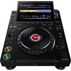 AlphaTheta-CDJ-3000X-frontansicht.webp