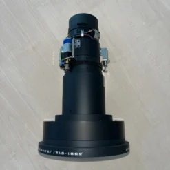 Lens E-Vision 1 05-1 41-1 on WUXGA-Obenansicht-fern.webp