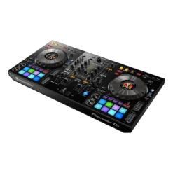 ddj-800-angle.webp